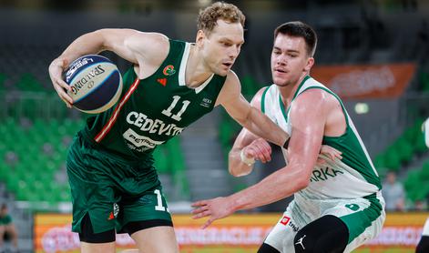 Cedeviti Olimpiji v Stožicah uspelo: 22. naslov državnih prvakov je v njihovih rokah