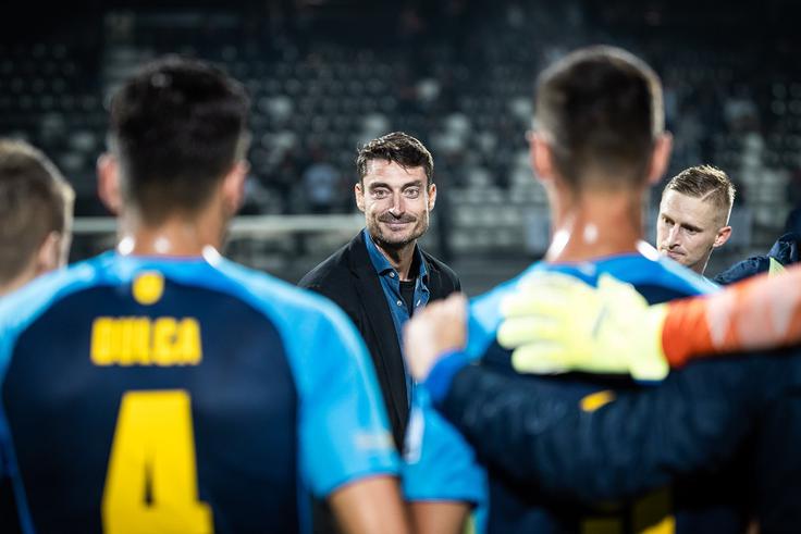 Do polovice jesenskega dela je Celjane vodil Albert Riera, nato pa odšel v Francijo. Španec je grofe popeljal tudi do play-offa kvalifikacij za nastop v konferenčni ligi. | Foto: Jure Banfi/alesfevzer.com