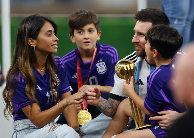 Večkrat med prvenstvom je priznal, da v Katarju neizmerno uživa, saj ga je na delu spremljala tudi družina.   | Foto: Reuters