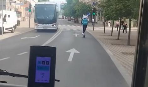 Vožnja Woltovega dostavljalca po Ljubljani: "Upam, da ima prazno torbo." #video