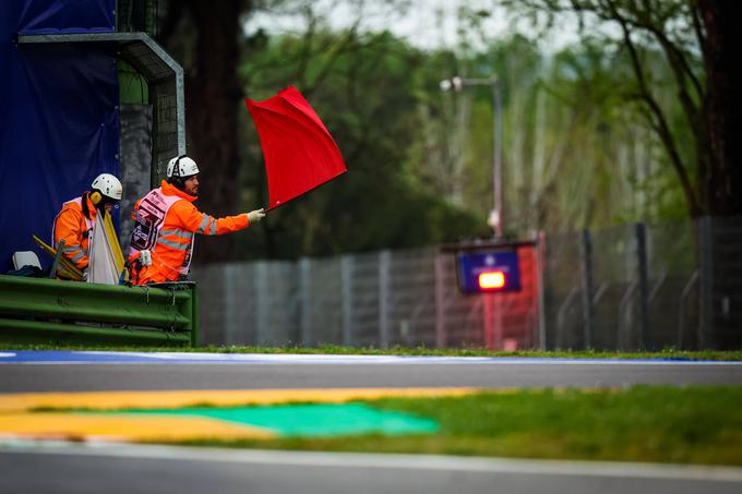 Imola rdeča zastava | Foto: AP / Guliverimage