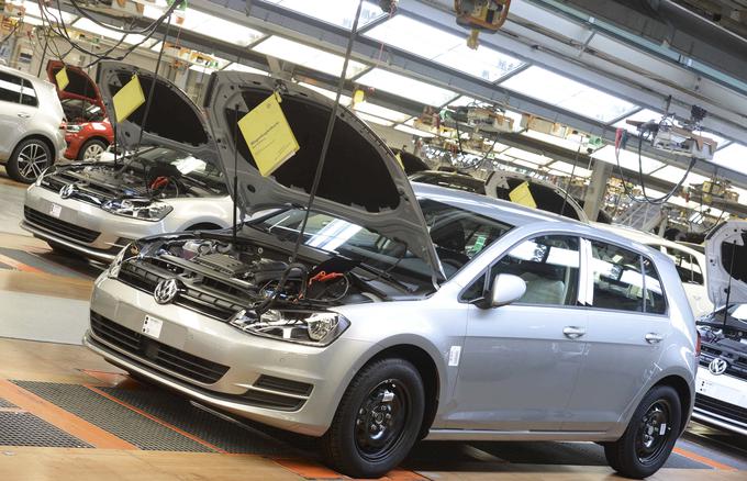 V matični tovarni v Wolfsburgu je zaradi avgustovskega spora izpadla proizvodnja okoli deset tisoč golfov.  | Foto: Volkswagen
