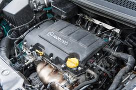 Opel corsa LPG - fotogalerija testnega vozila