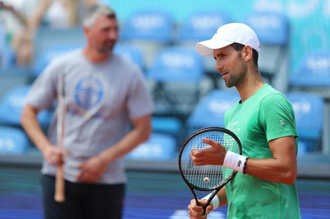 Novak Đoković še ne ve, kje bo igral v letošnji sezoni. | Foto: Reuters