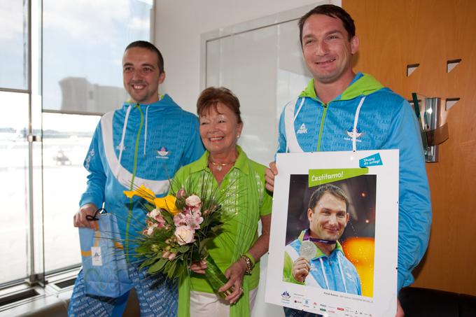 V družbi Primoža Kozmusa, ki je na olimpijskih igrah v Londonu leta 2012 osvojil srebrno olimpijsko medaljo. | Foto: Mediaspeed