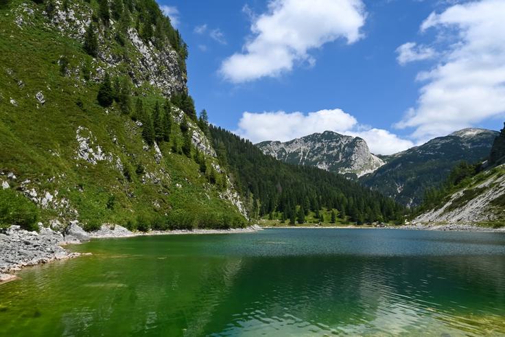 Naša dva cilja: Krnsko jezero in Velika Baba | Foto: Matej Podgoršek