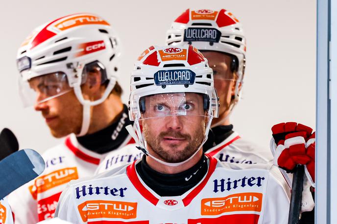 Jan Muršak, KAC Celovec | Vodilni Celovčani, za katere igrata Jan Muršak in Jan Drozg, gostijo Milano. | Foto Aleš Fevžer