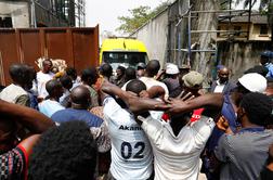 Po zrušenju stolpnice v Lagosu število mrtvih narašča