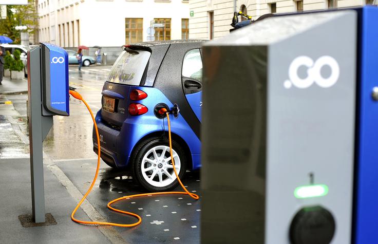 "Mi nismo konkurenca avtomobilistom, saj še vedno kupujemo avtomobile. Konkurenca smo osnovnemu lastništvu. Nobenega ne silimo v spremembo, vendar hkrati vemo, da prinašamo korist ..." | Foto: Gregor Pavšič