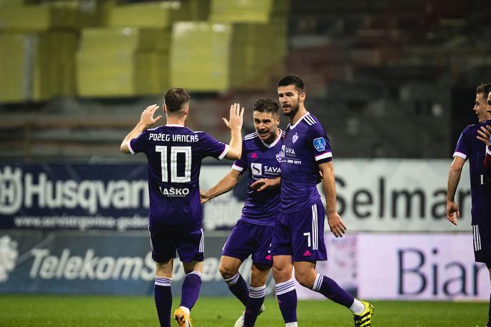 NK Maribor : FC Koper, prva liga | Maribor ohranja prednost pred Olimpijo. | Foto Blaž Weindorfer/Sportida