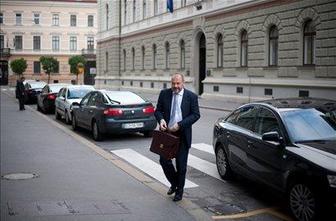 NLB, kdo bi tebe dokapitaliziral?