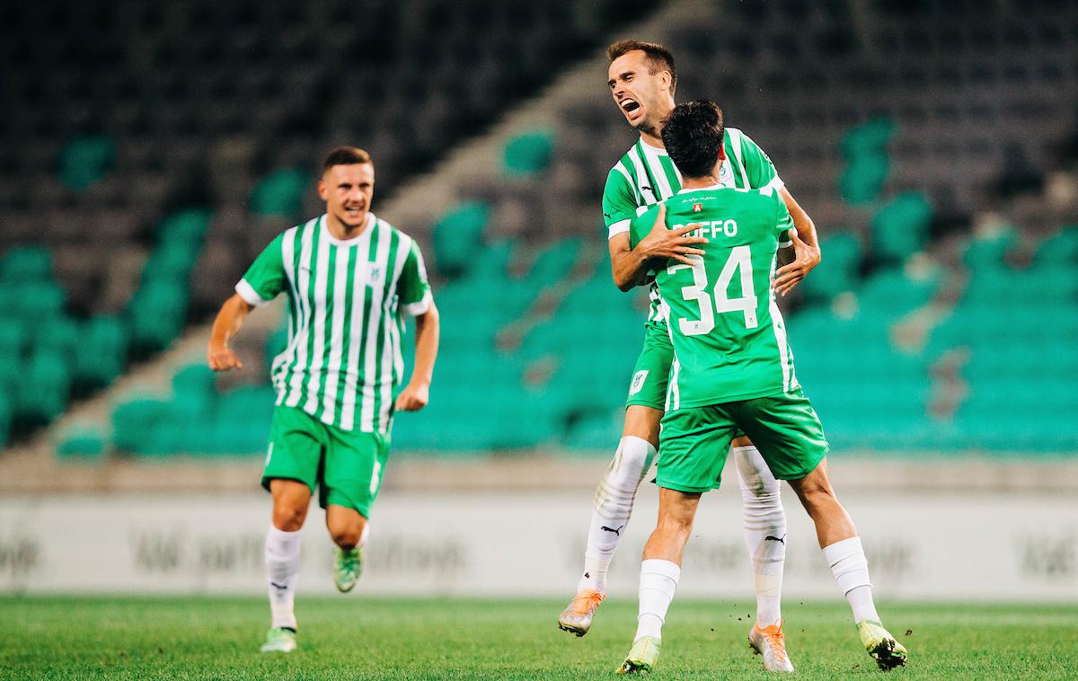 NK Olimpija ND Gorica | Mustafa Nukić se je na tekmi proti Gorici vpisal med strelce prvič v tej sezoni. Dosegel je dva zadetka in se na klubski lestvici že povzpel na prvo mesto. | Foto Siniša Kanižaj/Sportida