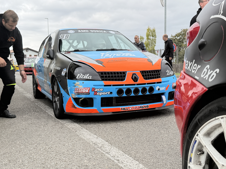 Boštjan Baša (renault clio RS) tokrat četrti skupno za DP in potrjen naslov državnega prvaka v Razredu 4. | Foto: Gregor Pavšič