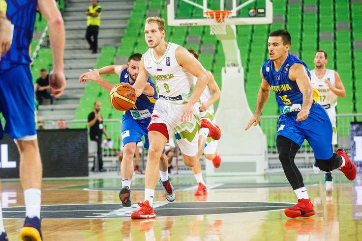 Jaka Blažič je v Stožicah sledil zgledu Gorana Dragića. | Foto: Sportida