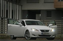 Toyota razvija hibrida s turbomotorjem