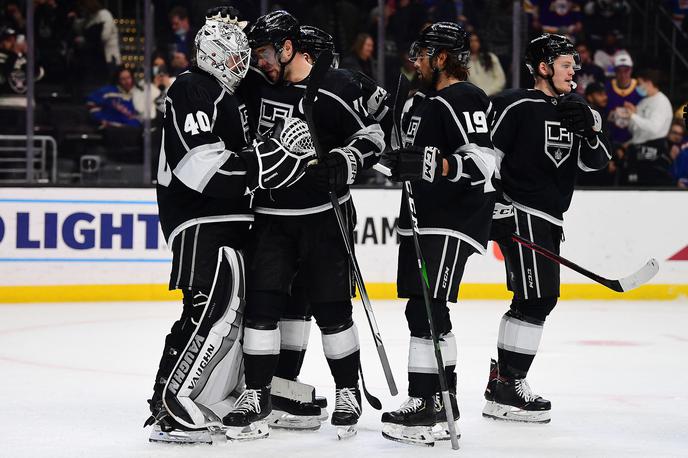 Anže Kopitar | Anže Kopitar je z Los Angeles Kings preprečil NY Rangers skok na vrh. | Foto Reuters