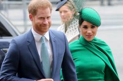 Hekerji novo stran Harryja in Meghan preusmerili na videospot Gold Digger