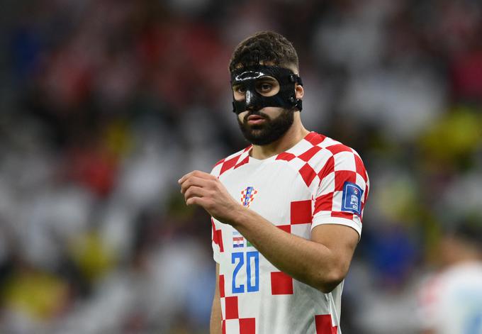 Mladi hrvaški branilec Joško Gvardiol, ki si pri Leizpigu deli slačilnico s Kevinom Kamplom, bi lahko postal prvi branilec v zgodovini nogometa, za katerega bo snubec odštel vsaj sto milijonov evrov. | Foto: Reuters