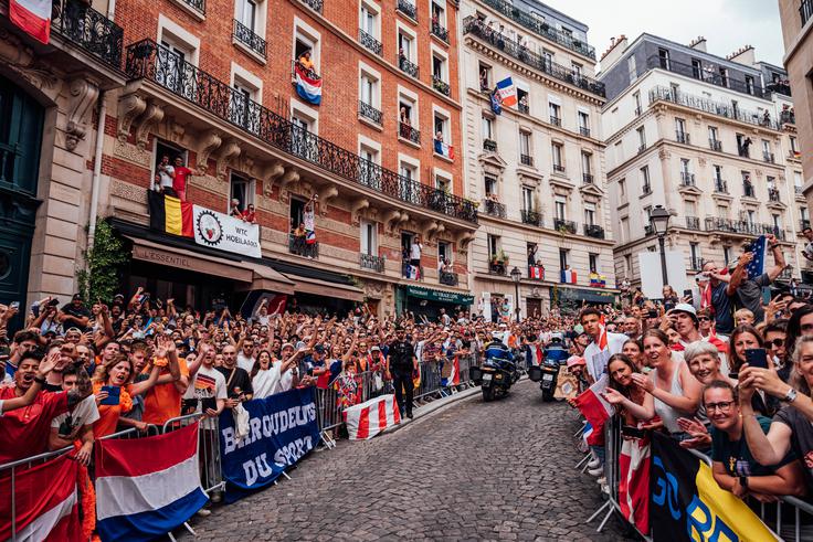 Vzpon na Montmartre na lanskih OI je bil pravi spektakel.  | Foto: Guliverimage