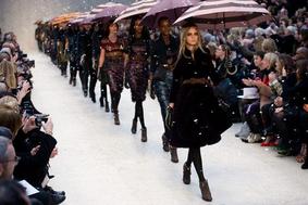 Burberry navdušil na tednu mode v Londonu