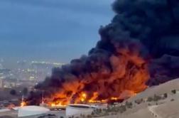 V Teheranu pada črni dež #vŽivo