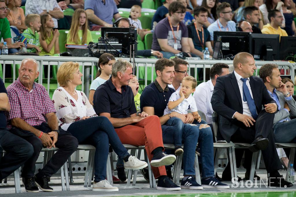 Petrol Olimpija : Krka 5. tekma finala DP