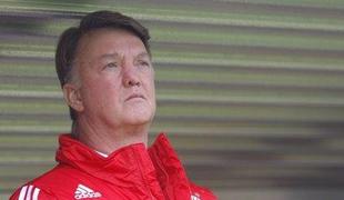 Louis van Gaal je v škripcih