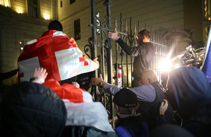 Gruzija, volitve, izgredi, policija | Foto: Reuters