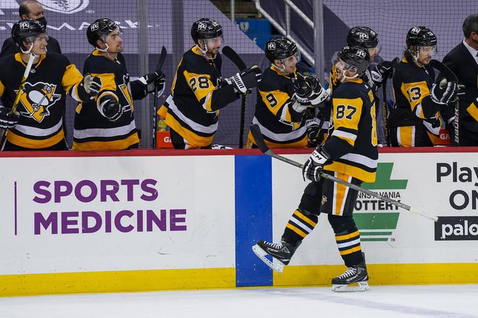 pingvini | Pingvini so na domačem ledu visoko, s 5:1 premagali New York Rangers in slavili še tretjič na zadnjih štirih tekmah. | Foto Guliver Image