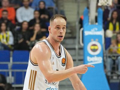 Prepelič proti Nebu