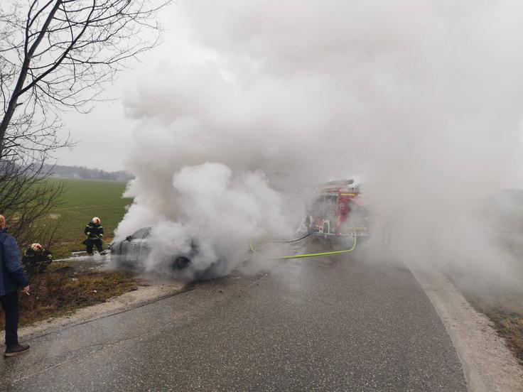 požar, avtomobil, gasilci, Pragersko | Foto: PGD Spodnja Polskava/Facebook