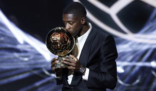Dembele po zlati žogi dobil še Fifino nagrado #video