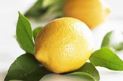 Ko vam življenje ponudi limone … z njimi očistite stanovanje!
