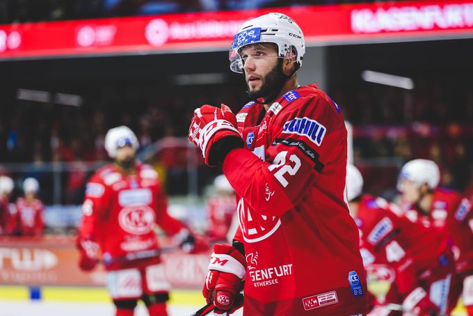 Rok Tičar s Celovcem v petek začenja polfinale IceHL. | Foto: Guliverimage/Vladimir Fedorenko