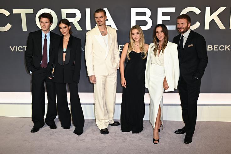 Beckhamovi otroci Cruz, Romeo in Harper so po tem, ko je njihov oče prejel viteški naziv, upali na še več privilegijev. | Foto: Guliverimage