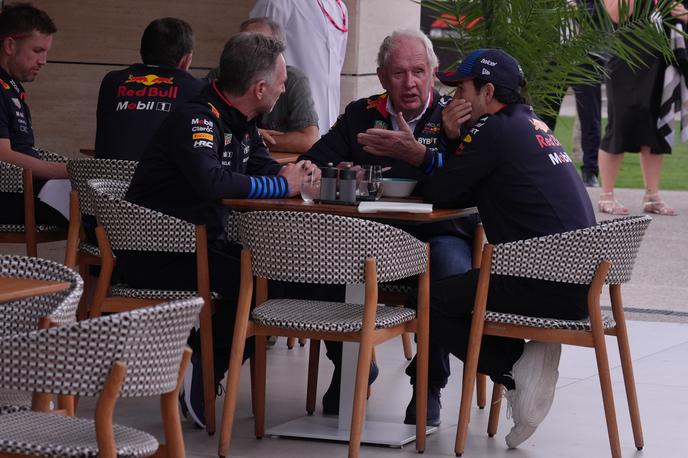 Katar Sergio Perez | Christian Horner, Helmut Marko in Sergio Perez so imeli v Katarju žolčno debato. | Foto Guliverimage