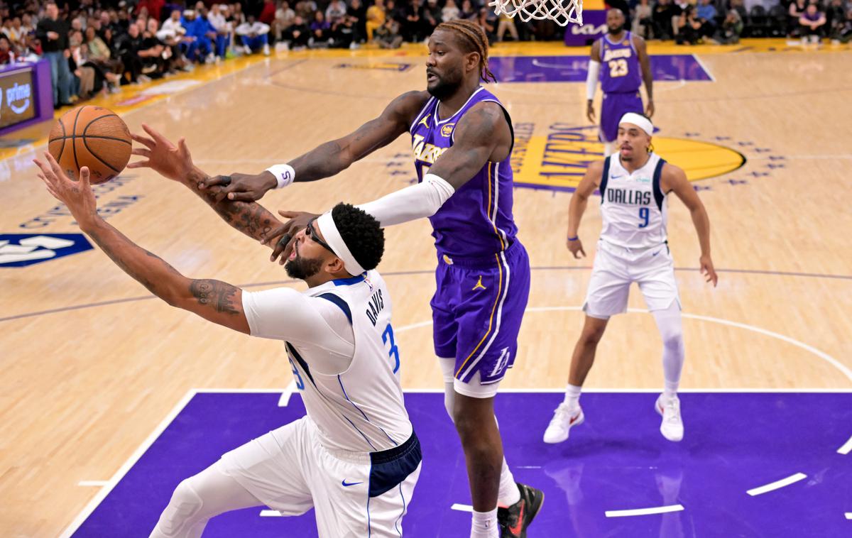 Los Angeles Lakers : Dallas Mavericks, Anthony Davis | Davis proti Clippersom ne bo igral. | Foto Reuters