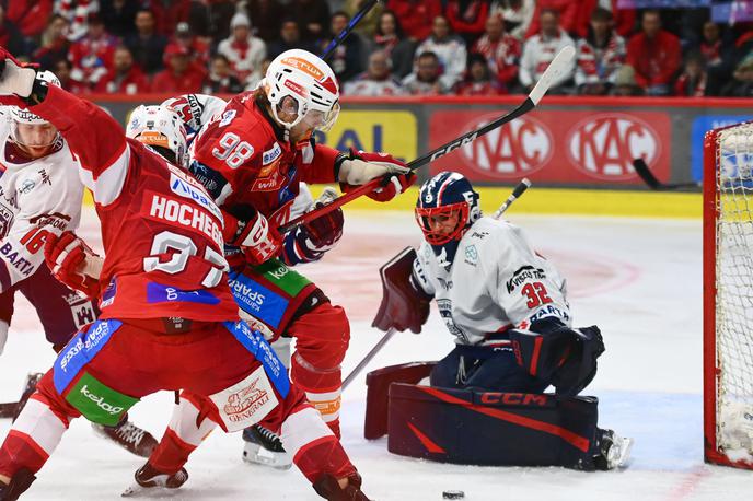 EC KAC : Fehervar AV19 | Zmagovalec večerne tekme si bo priigral zaključni plošček za polfinale. | Foto EC-KAC/Florian Pessentheiner