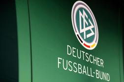 Davčni uradniki in policija preiskujejo Nemško nogometno zvezo