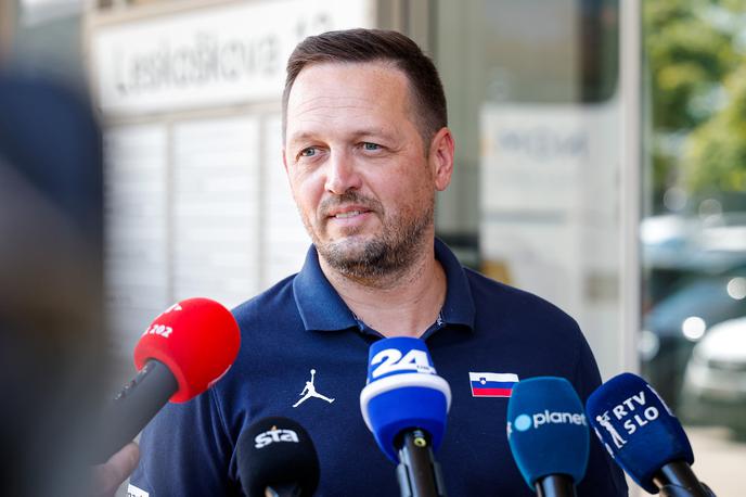 Aleksander Sekulić | Aleksander Sekulić je govoril o razburkanih pripravah, ni pa želel spregovoriti o Barceloni. | Foto Aleš Fevžer