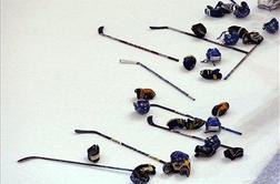 Še en predsednik-trener norel na tekmi (video)