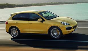 Oglas za prodajo moževega porscheja postal spletna senzacija