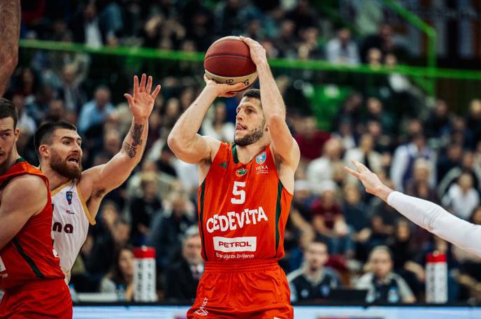 Bosna : Cedevita Olimpija | Košarkarji Cedevite Olimpije so v četrti četrtini priredili velik preobrat, izsilili podaljšek, po tem pa prišli do prve gostujoče zmage v ligi ABA v tej sezoni. | Foto Bosna BH Telecom/Ednan Turalic