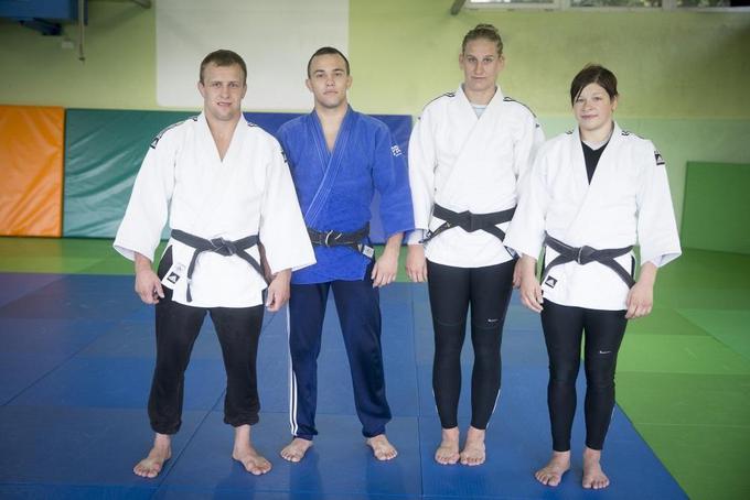 Velenškova v družbi judoističnih prijateljev Roka Drakšiča, Adriana Gomboca in Tine Trstenjak. | Foto: Ana Kovač