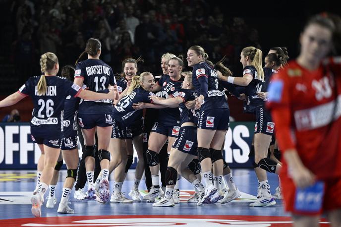 Norvežanke evropske prvakinje | Norvežanke so bile v velikem finalu EP boljše od Dank. | Foto Reuters