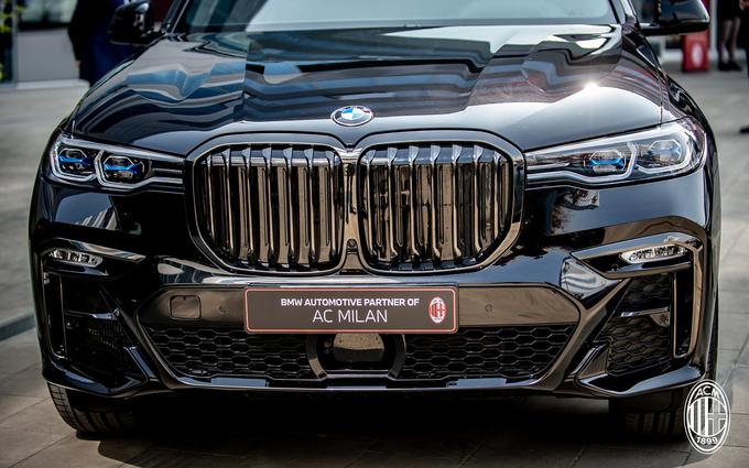 Za zdaj še ni znano, katere avtomobile znamke BMW bodo posamezni igralci dobili. | Foto: AC Milan