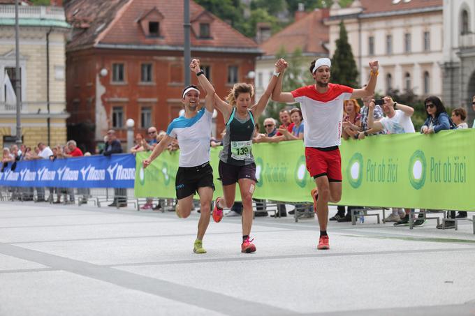 Zmagovalna mešana trojka je bila odlična tudi v absolutni konkurenci.  Uroš Kožar, Luka Hren in Barbara Trunkelj so v absolutni razvrstitvi zasedli visoko 3. mesto.  | Foto: Urban Urbanc/Sportida