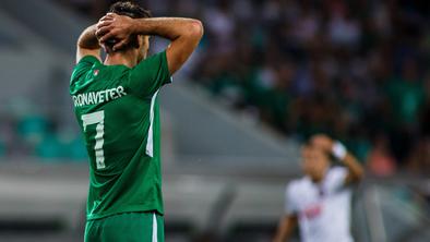 Olimpija po porazu v Stožicah v izgubljenem položaju, poškodba Kampla #video