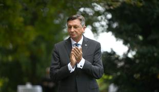Na Pahorjev ponovni poziv za prosto mesto ustavnega sodnika prispelo pet predlogov