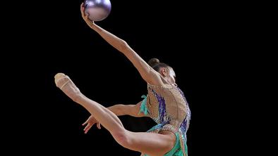 Rusinjam vseh pet zlatih odličij, Vedenejeva ohranja olimpijsko upanje za Slovenijo